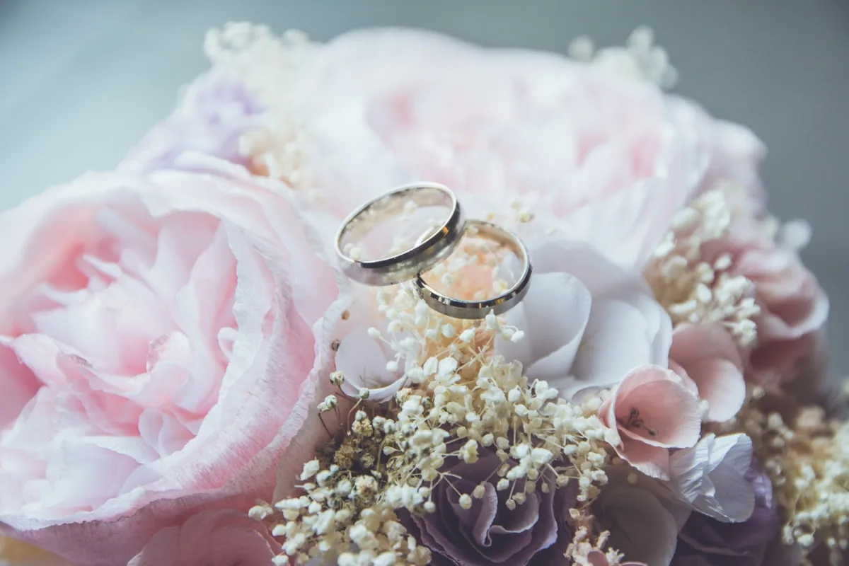 The Golden Bands - Heirloom & Florals